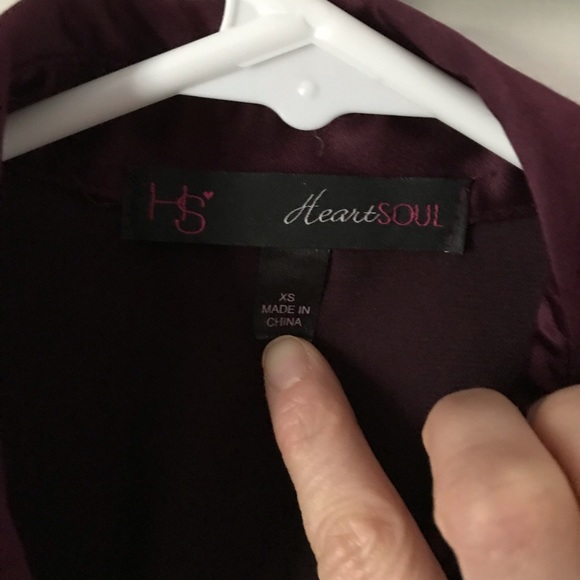 Ruffled Burgundy Dress Top with Belt - Picture 6 of 8